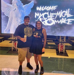 Meet your Posher, Leeann